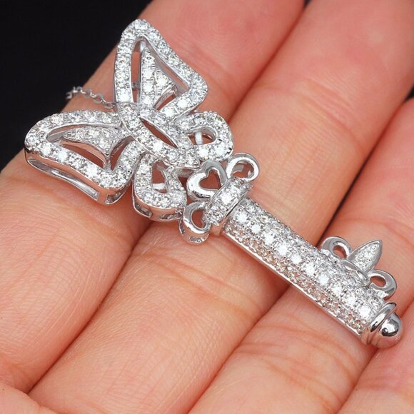 🎀Butterfly Temperament Delicate Beautiful Necklaces for Women, EVGG1056 - Picture 3 of 5